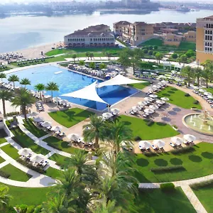 Курортный комплекс The Ritz-carlton Abu Dhabi, Grand Canal